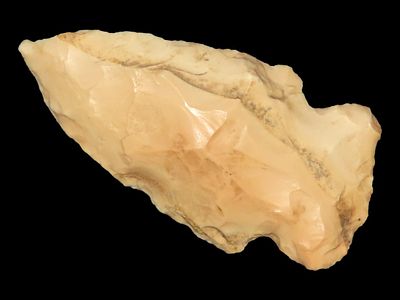 2 1/8" point from Butler County, Missouri.Auctioning as Authentic & Unaltered