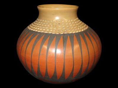 Stunning Red and Black Pottery Vessel Signed by Amana Mora Mexico, x 9.3/8" Dia.