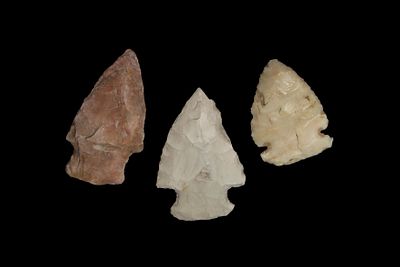 Group of 3 Notched Pts., found by Adam Sisler & Family in Keokuk Co., Iowa