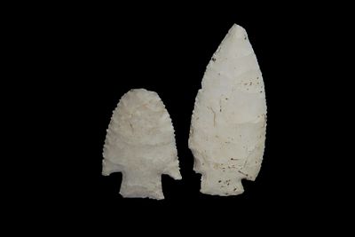 2 Pts- Hardin and Hopewell, Finely Serrated, found by Adam Sisler & Family in Keokuk Co., Iowa