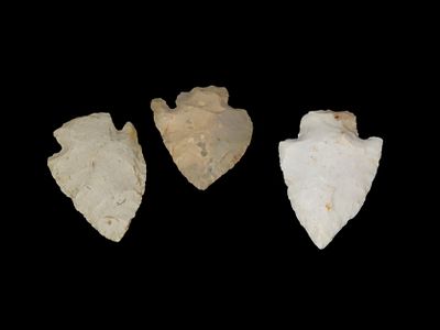 Grouping of 3 Arrowheads