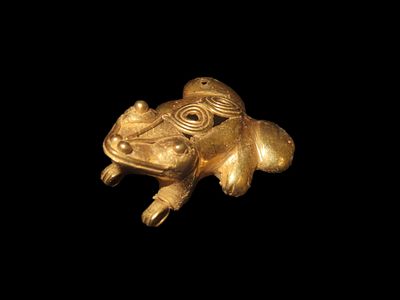 1 1/2" x 7/8" Pre Columbian Tairona Tumbaga Sitting Frog Figurine Pendant Made From Gold/Copper 