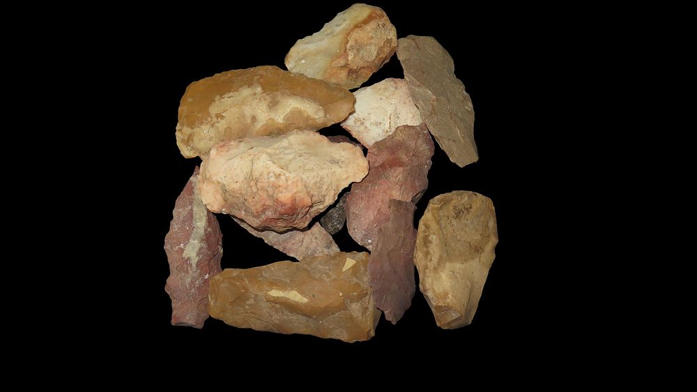 Lot of Flint Scrapers, Points, and Flint Tools, Great for Study Pieces (Chert Material Types of 