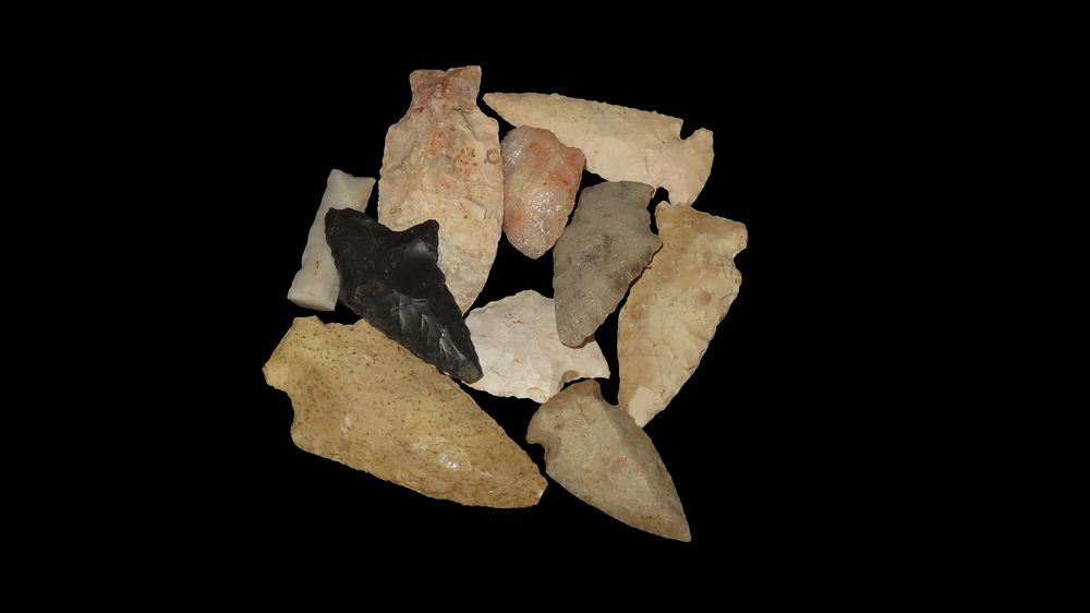 Lot of Various Archaic Woodland Arrowheads, Found in Butler Co. Ohio, Ex Rocky Moore Collection