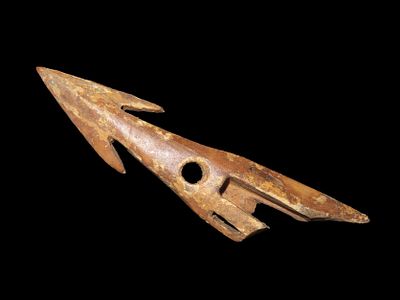 Phenomenal 3 7/8" Alaskan Barbed Harpoon, St Lawrence Island Alaska. Perfect high grade example!