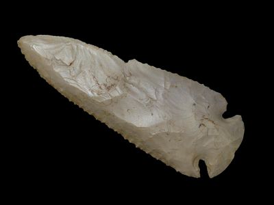 4 9/16" Hornstone Dovetail, Meade Co. Kentucky. Dickey COA. Nice Large Examplew ith great 