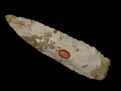 Colorful 5 1/2" Sedalia, Lincoln Co. Missouri. Nice large colorful example. Indian Arrowhead, Knife.