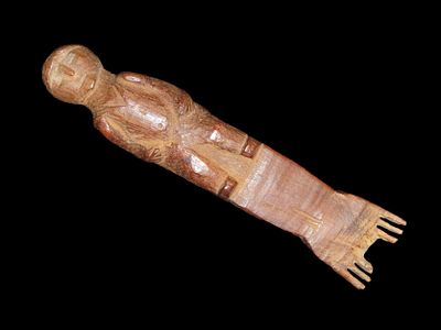 Rare 5 3/8" Human Effigy Iroquois Wooden Comb, New York. Motley COA. Very detailed Human Effigy 