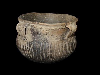 Impressive Human Effigy Strap Handle Pottery Bowl, S. Missouri. Has 8 detailed Faces around the 