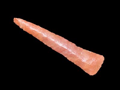 Amazing 2 5/8" Eden, Stermer COA. Incredible early flaking. Likely found in the New Mexico-Utah 