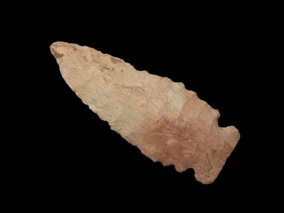 Very Fine 2 1/8" Jacks Reef found on Hamilton County Ohio. Well made and nicely Serrated. 