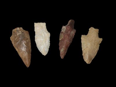 Lot of 4 Woodland and Archaic Arrowheads