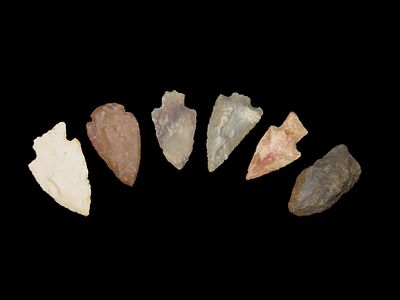 Lot of 6 Archaic and Woodland Arrowheads