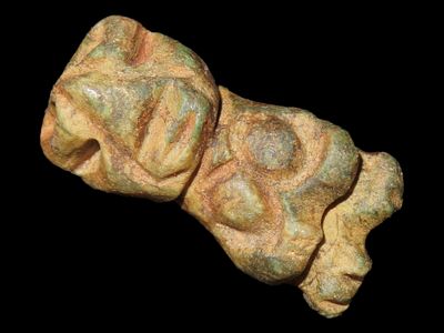 1 1/8" x 1 3/16" Pre-Columbian Taino Jadeite Idol. Dominican Republic, near Chacuey. 1200 - 1500 CE