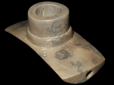 3 1/8" x 1 3/8" Hopewell Platform Pipe. Holes Co. Ohio. Perino COA. Ex Mark Lightner, Beutell. 