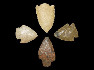 Group of 4 Arrowheads, Woodland & Archaic