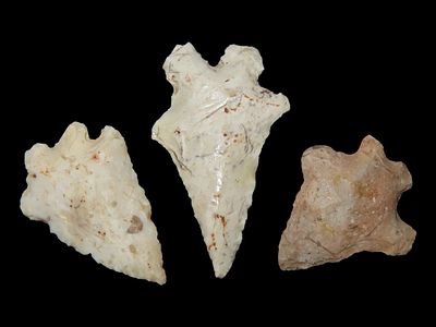 Group of 3 Fox Valley Points, Woodland & Archaic. Group of 3 Fox Valley Points, Woodland &amp; 