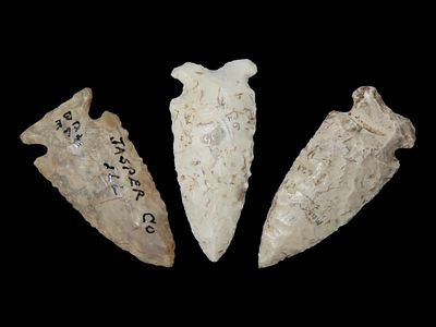 Group of 3 Arrowheads, Jasper Co., Illinois
