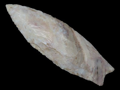3 7/8” x 1” Sedalia, Translucent Chert, Cole Co., Missouri