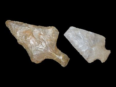 Grouping of 10 Arrowheads, Two Nice Ohio Pts.
