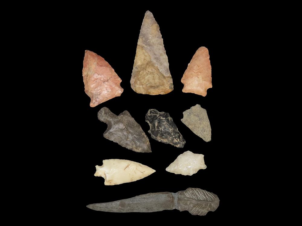 Grouping of 9 Arrowheads, Archaic/Woodland Pts. and Historic Item, Ohio