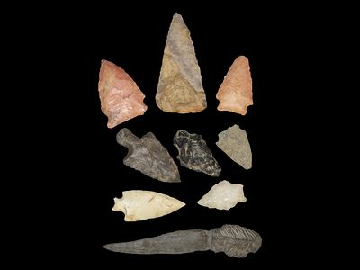 Grouping of 9 Arrowheads, Archaic/Woodland Pts. and Historic Item, Ohio