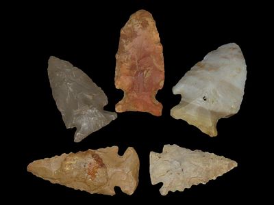 Grouping of 5 Archaic Pts., Kentucky
