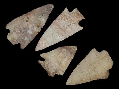 Grouping of 4 Arrowheads, Apple Creek Pts., Clark Co., Illinois