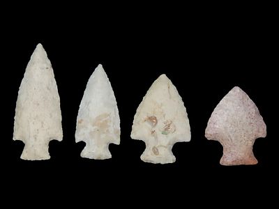 Grouping of 4 Arrowheads, Table Rocks, Central Illinois