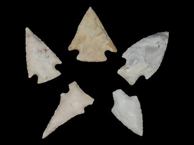 Grouping of 5 Arrowheads, Archaic and Woodland Points, Cooper Co., Missouri