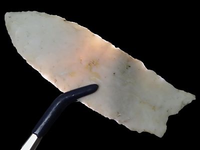 3 3/4" Dalton/Holland, American Antiquities COA, Gloss White Burlington Chert, Hancock Co. 