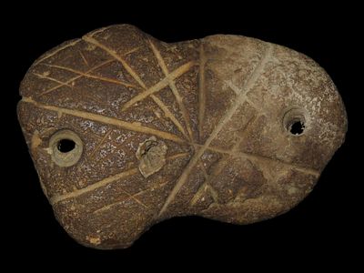 3 3/8" Tablet Gorget, Benton Co., Tennessee