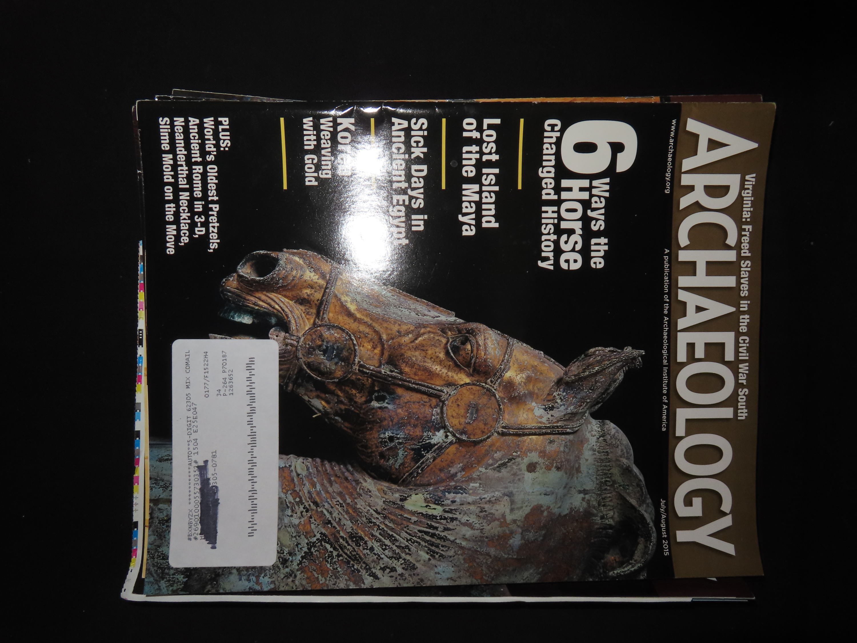 ARCHAEOLOGY, LOT OF MULTIPLE MAGAZINES