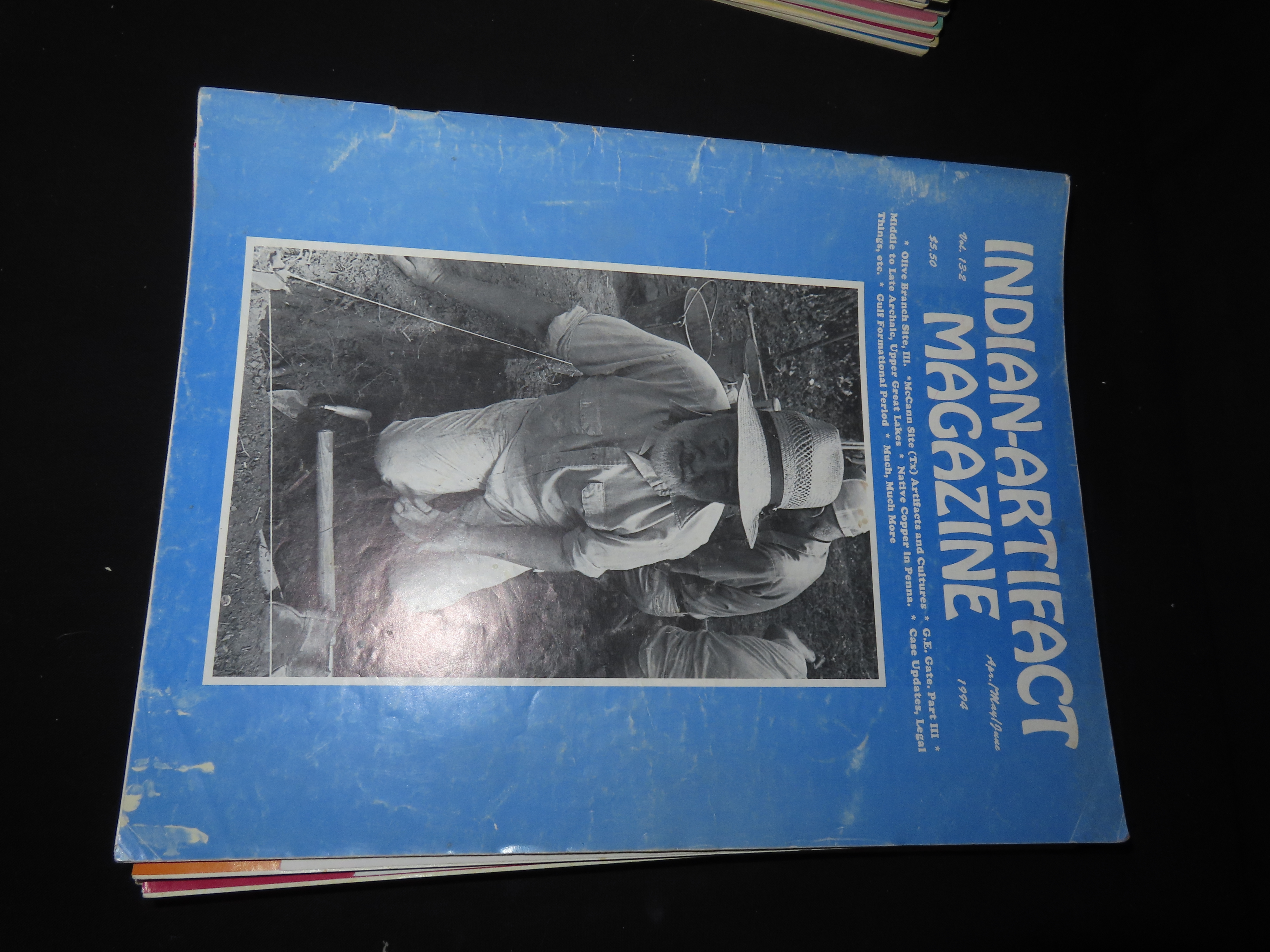 INDIAN ARTIFACT MAGAZINE, LOT OF MULTIPLE MAGAZINES