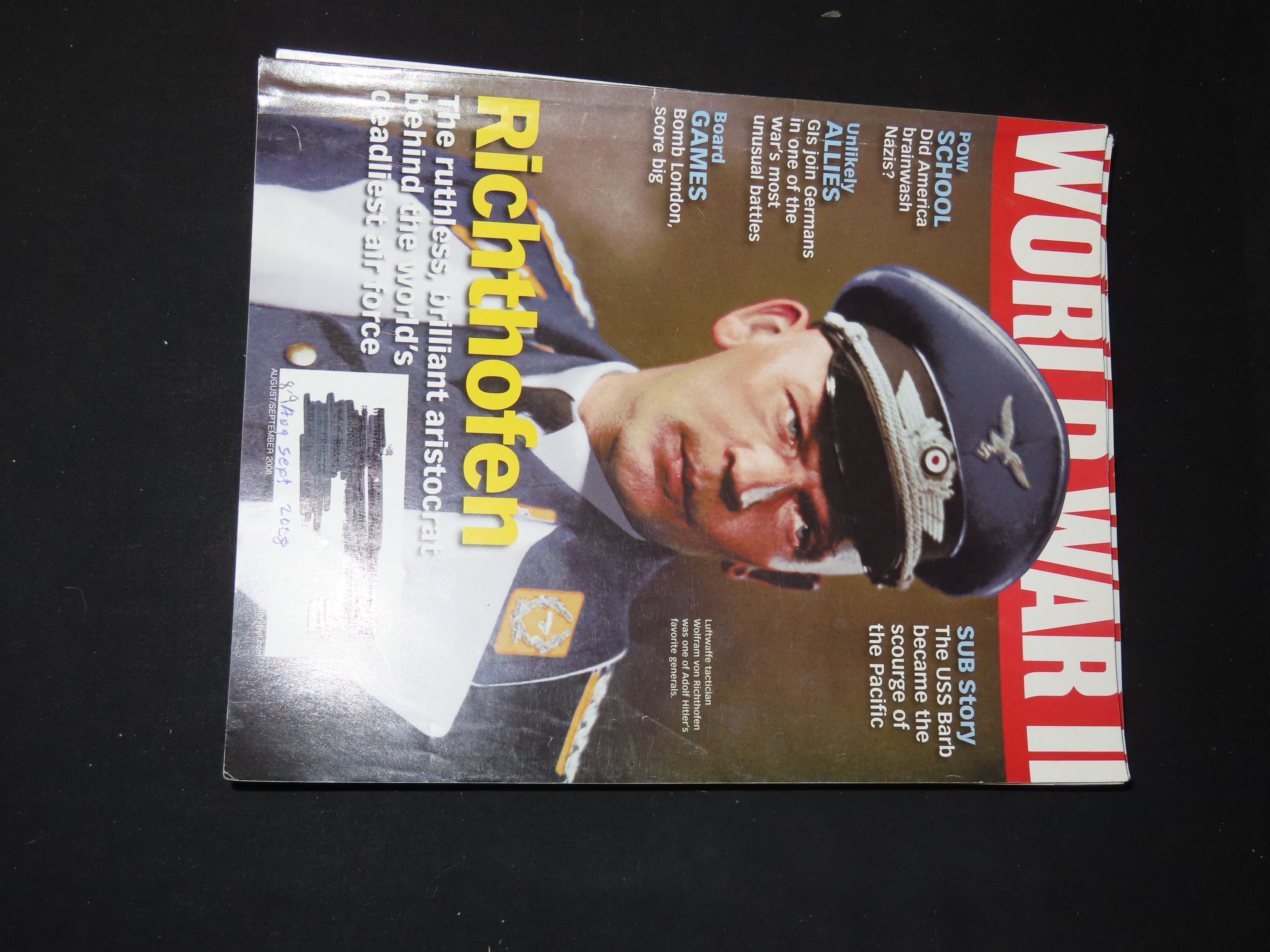 WORLD WAR II, LOT OF MULTIPLE MAGAZINES