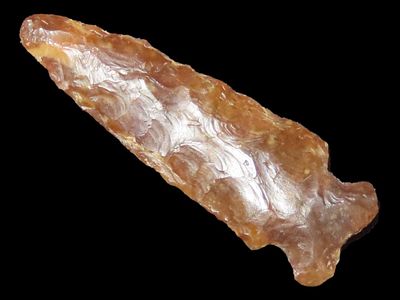 1 7/8" Hanna Side Notch, Knife River Flint, Iowa