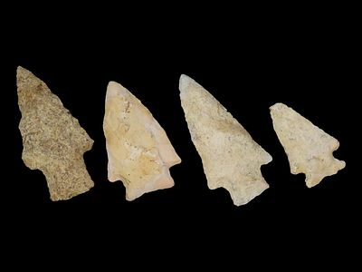 Lot of 4 Archaic/Woodland Arrowheads