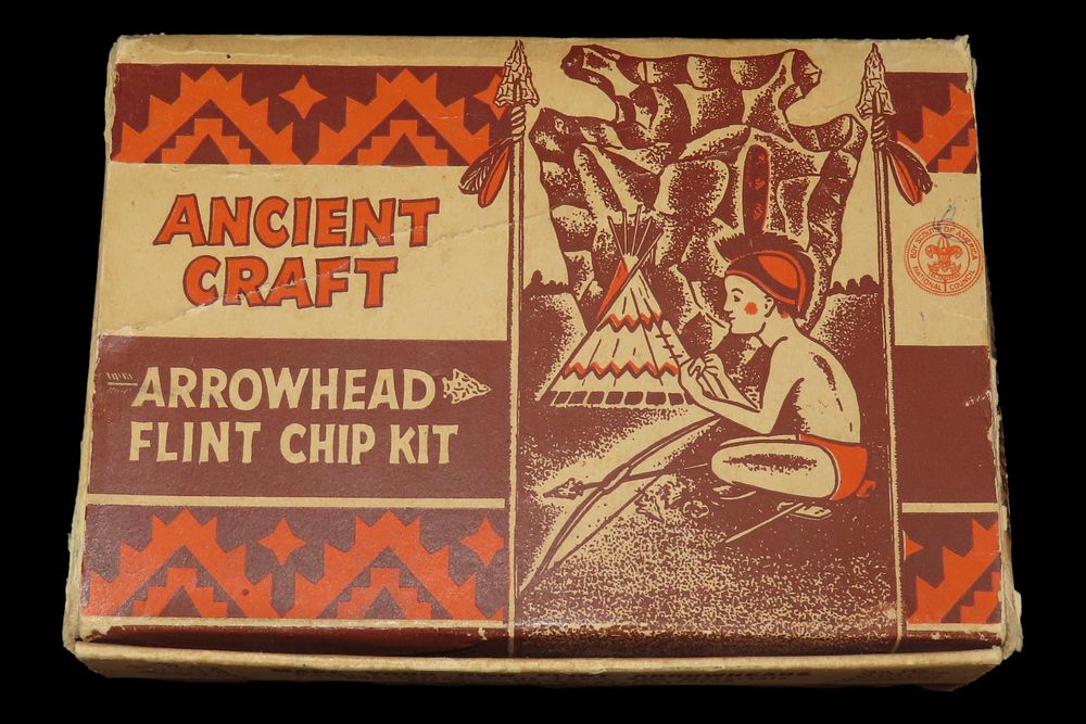 Ancient Craft Arrowhead Flint Chip Kit in Original Box, Circa 1930s
