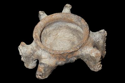 4" x 1 5/8" Pre-Columbian Effigy Tripod Bowl, Western Mexico