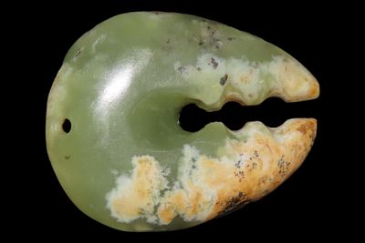 Ancient Chinese Hongshan Culture Jade Effigy Carving, Neolithic Period, West Liao River Basin 