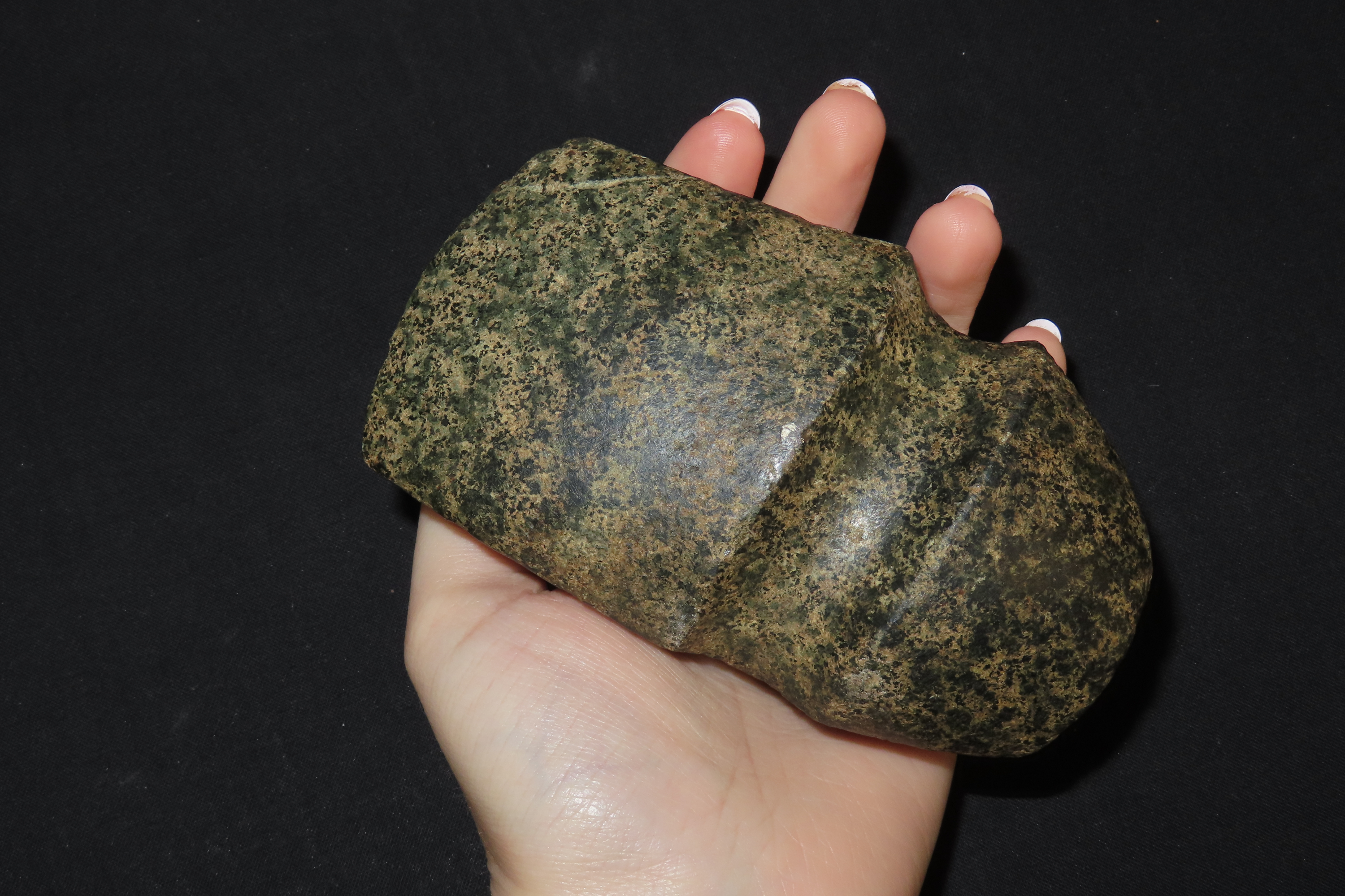 4 5/8" Three Quarter Grooved Axe, Motley COA, Pike Co., Illinois