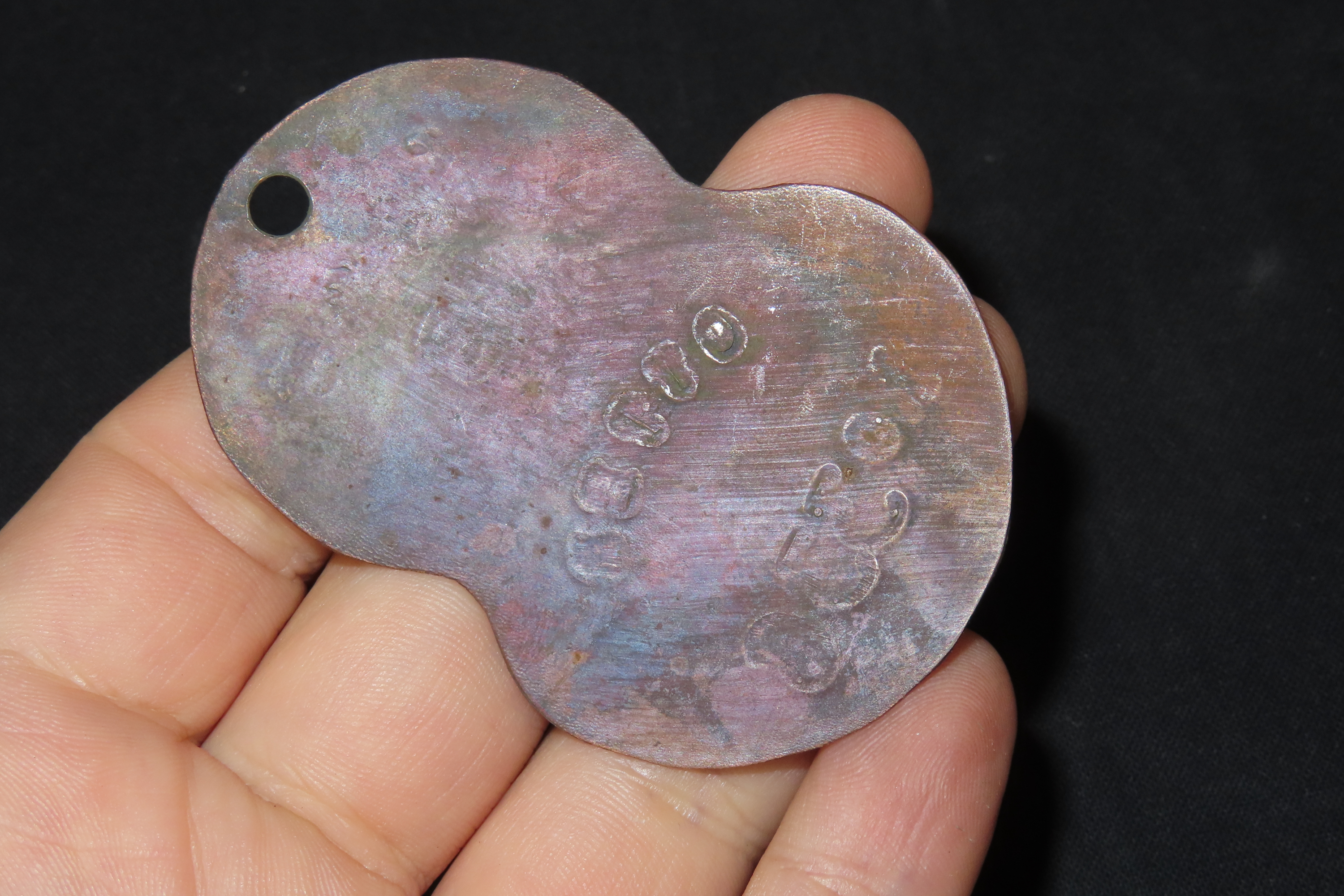 2 3/4" x 2 1/8" Alfred Knödler Friedrichshafen Hudson Bay Otter Tag No. 336