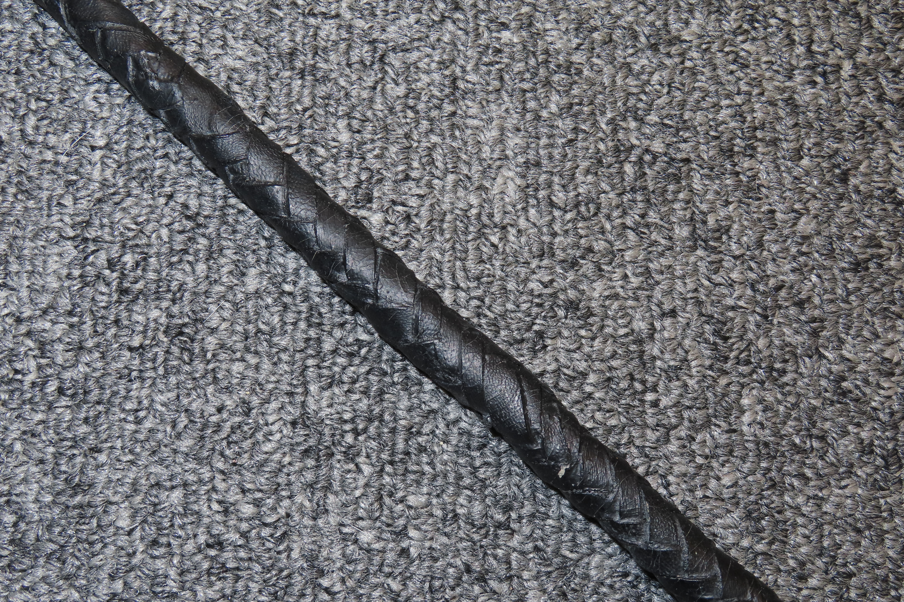 30 1/4" Braided Leather Riding Crop
