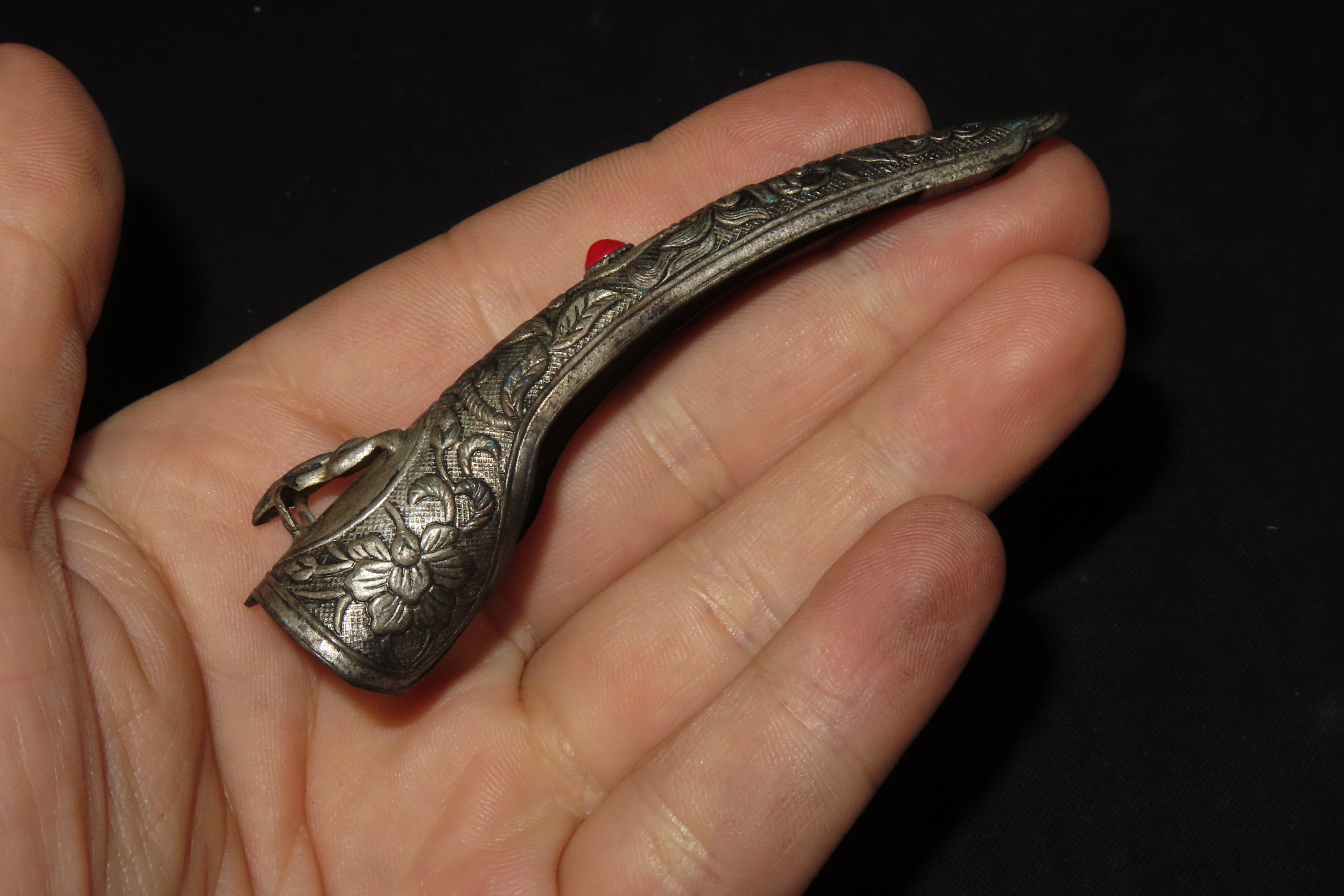 3 1/2" Burmese Metal Fingernail with Red Jewel and Frog