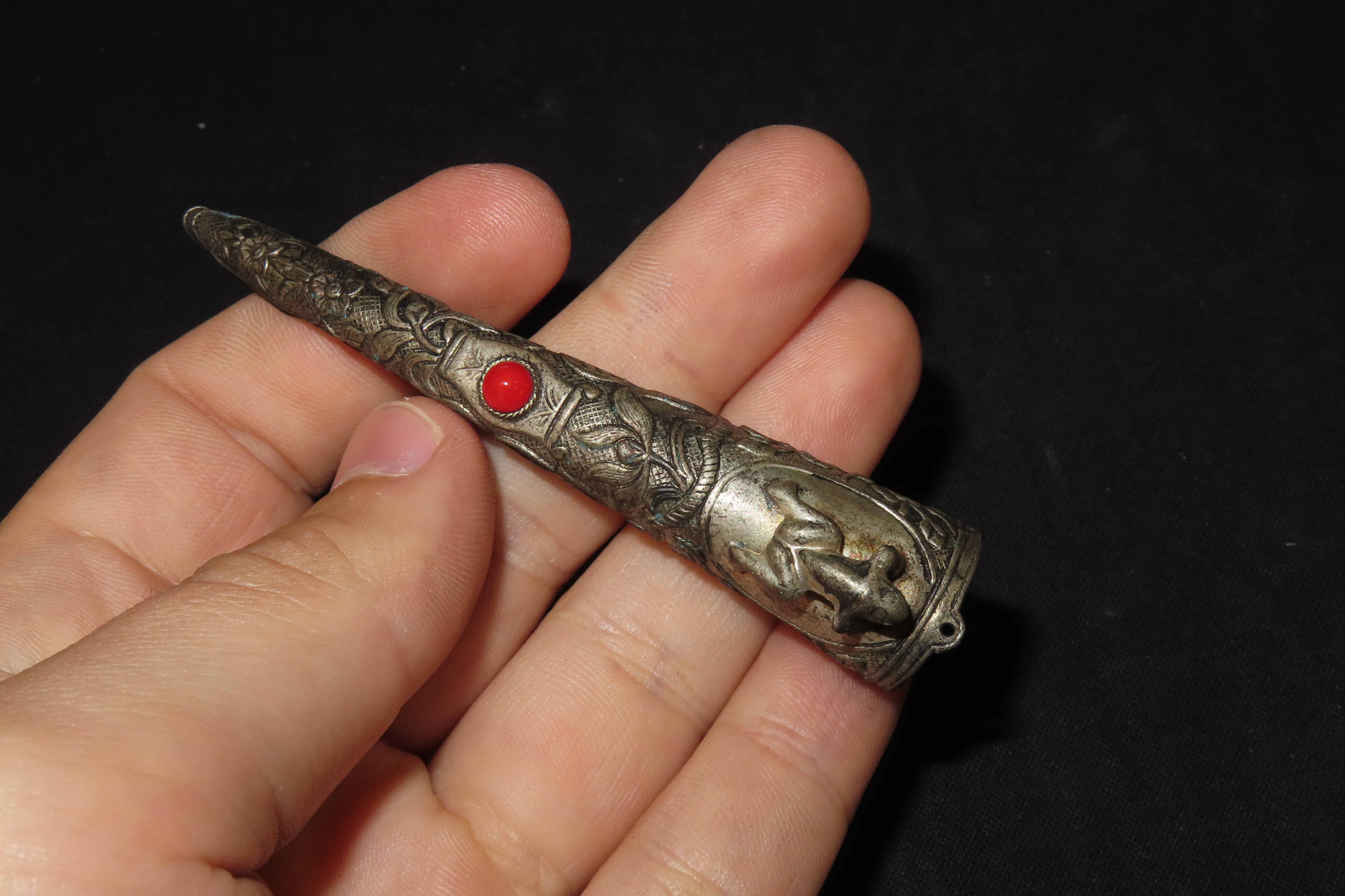 3 1/2" Burmese Metal Fingernail with Red Jewel and Frog