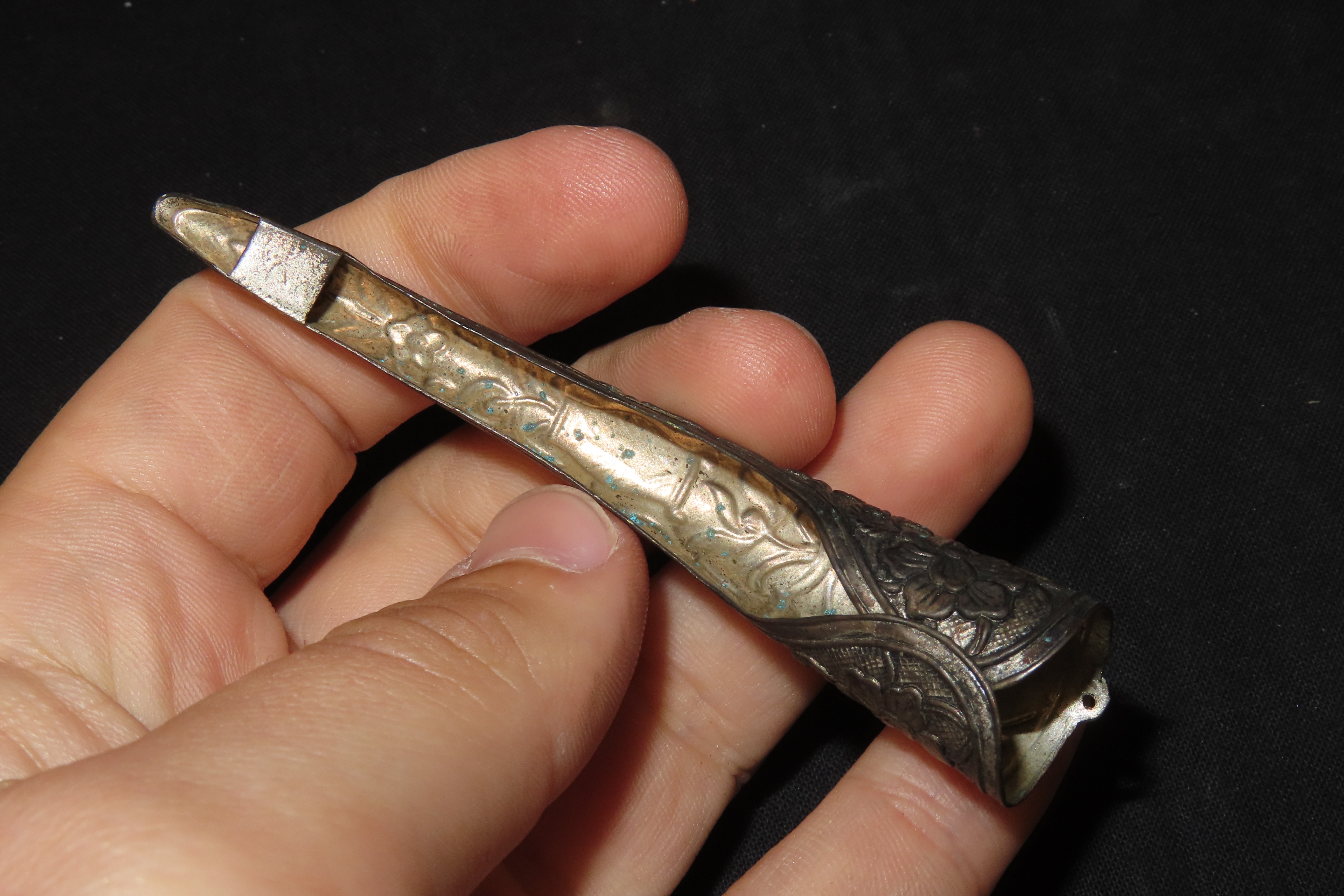 3 1/2" Burmese Metal Fingernail with Red Jewel and Frog