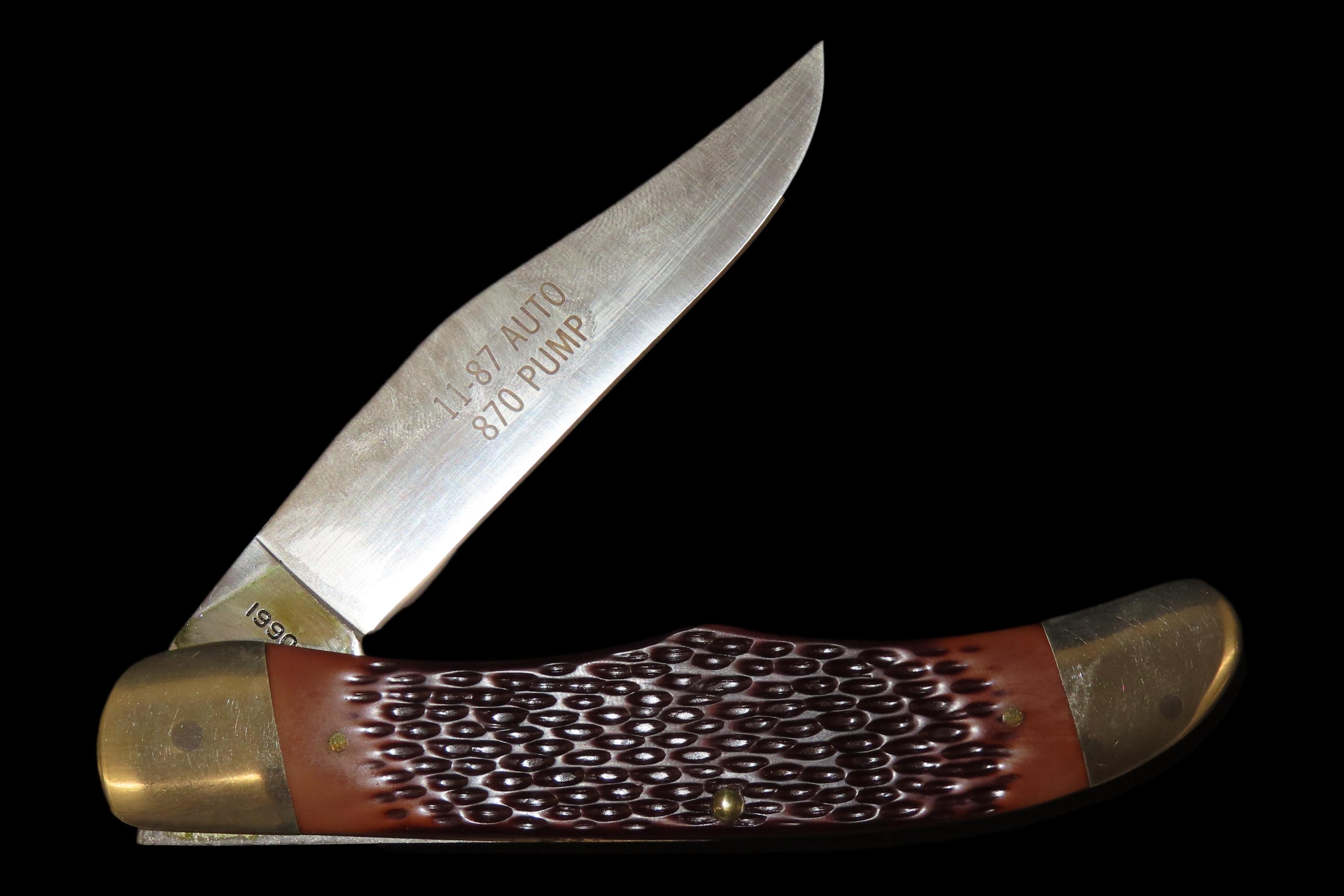 5 1/4" x 1 1/8" Remington Folding Skinner, Stag Handle