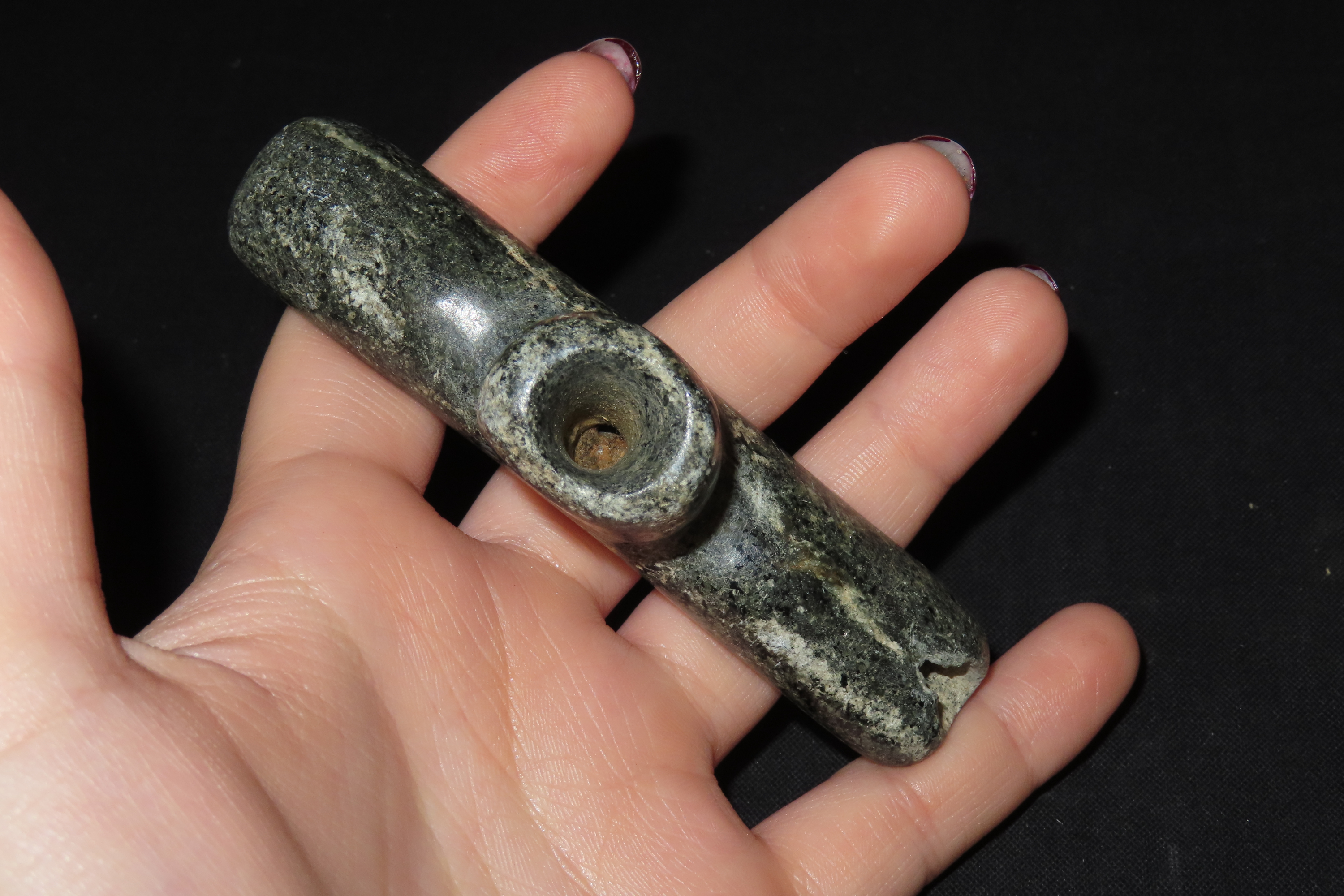 3 7/8" x 3/4" Steatite Platform Pipe