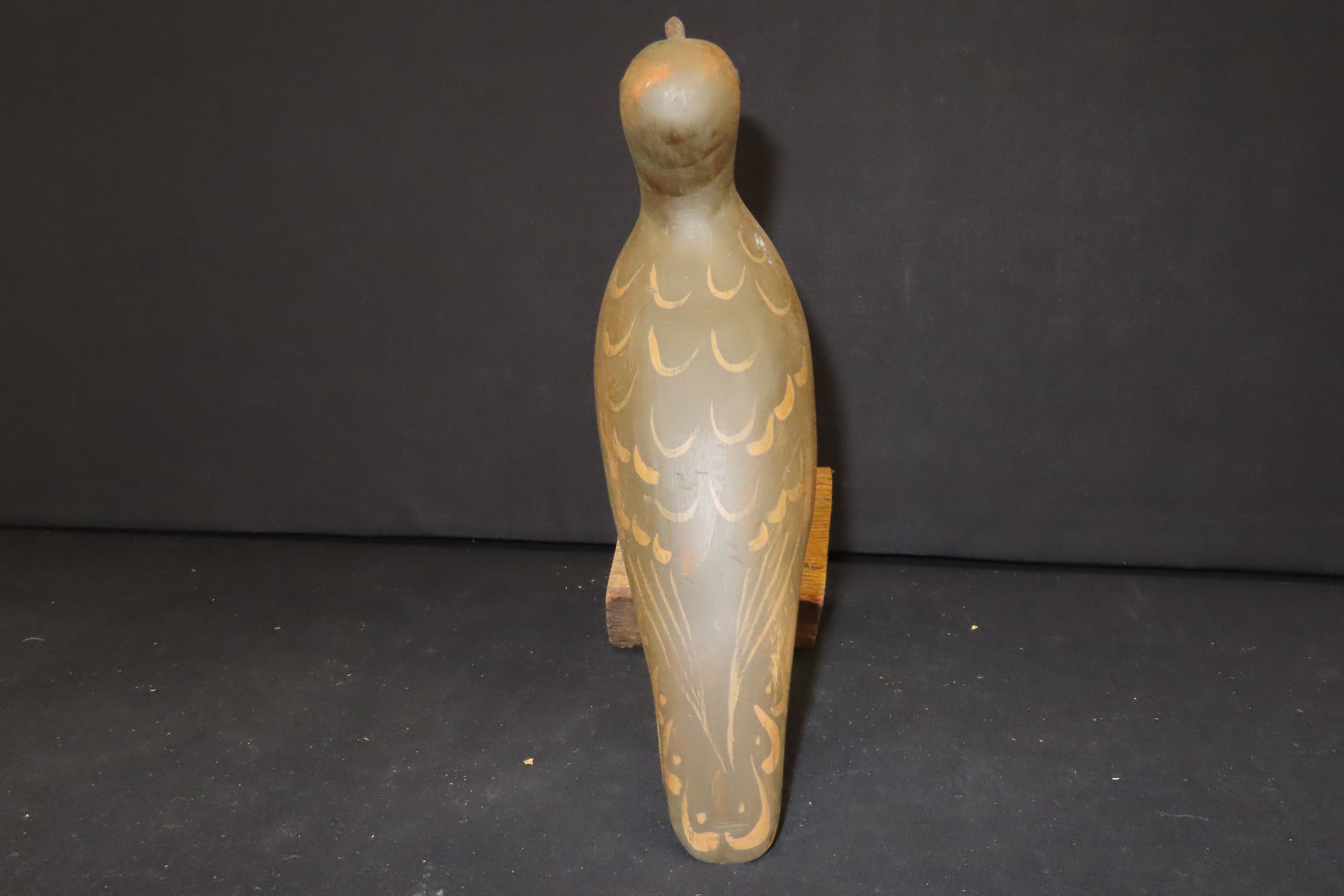 9 1/2" Vintage Carved Wooden Shore Bird Figurine by William Kirkpatrick
