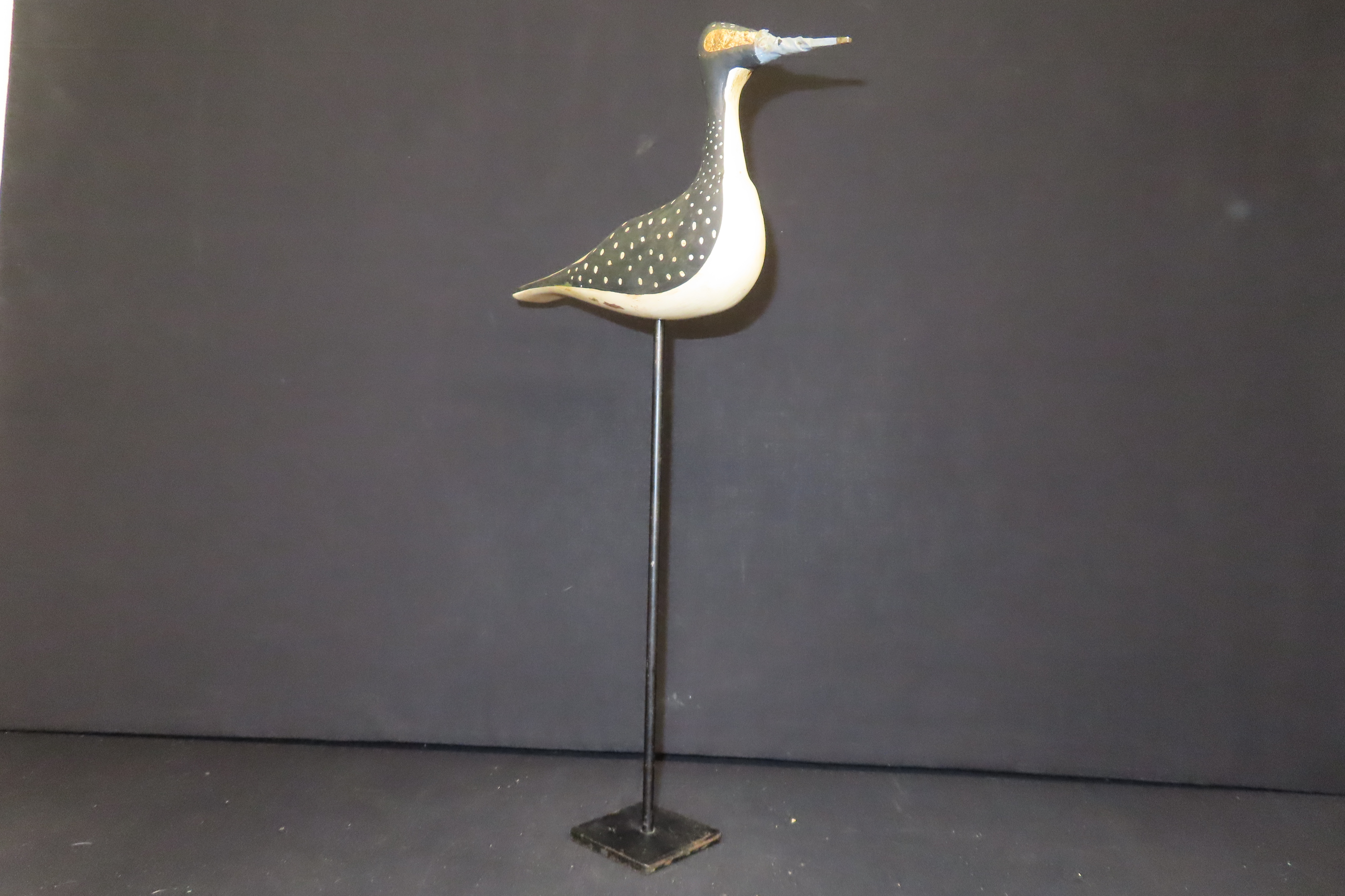 17 3/4" Vintage Carved Wooden Shore Bird Figurine